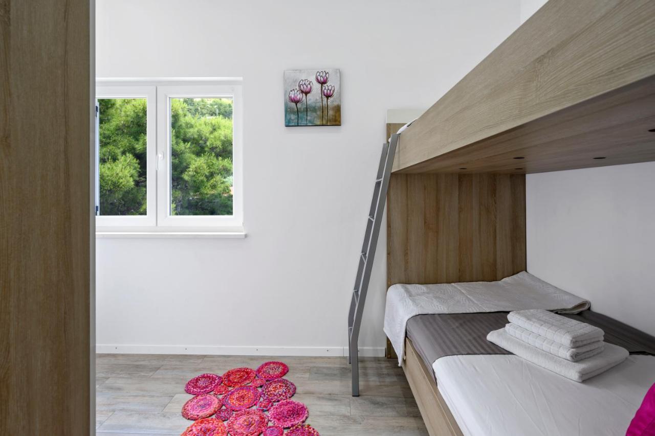 Ferienwohnung Penthouse Filka Mimice Exterior foto