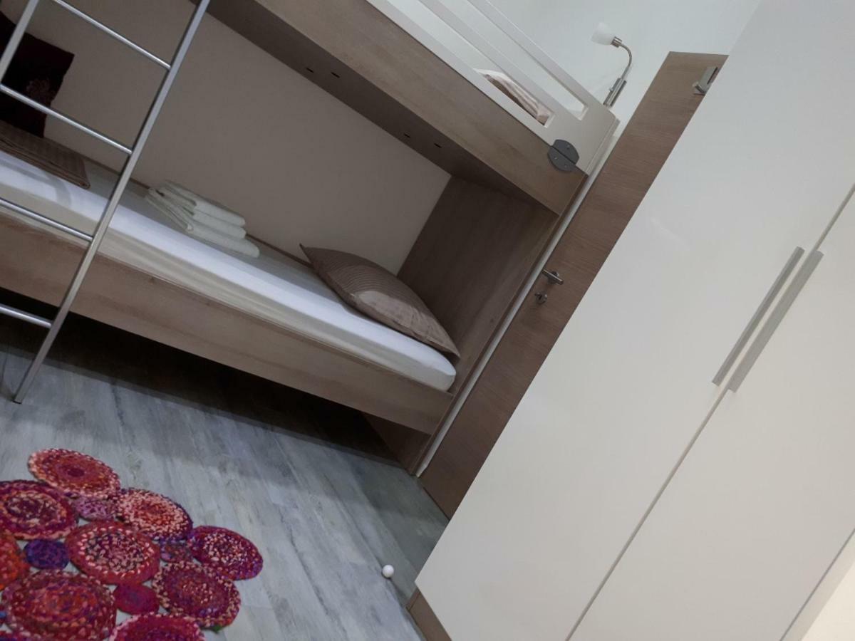 Ferienwohnung Penthouse Filka Mimice Exterior foto