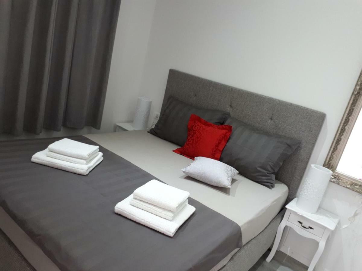 Ferienwohnung Penthouse Filka Mimice Exterior foto